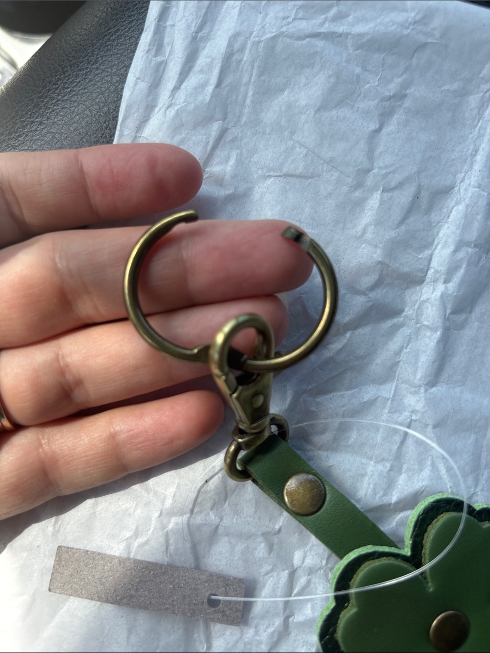 Portland leather Green Leather Double shamrock Keychain - Picture 2 of 7